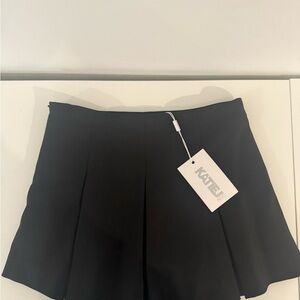 Katie J NYC Black Pleated Skirt